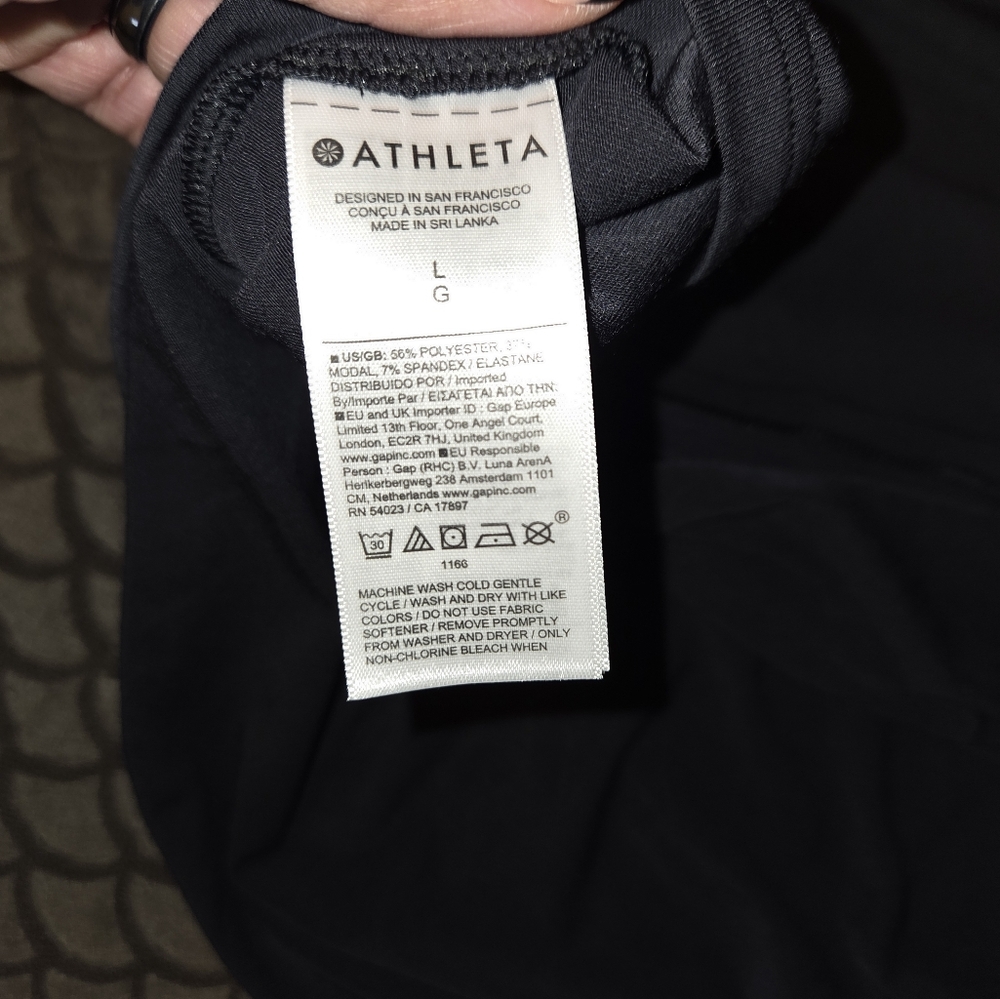 G381. NWT Athleta With Ease Strappy Tank in Black - Size L - Picture 6 of 6